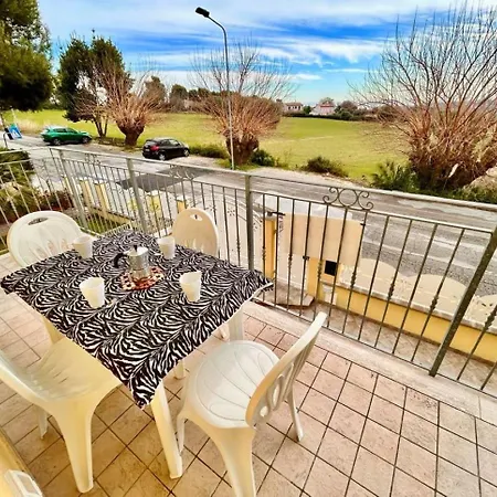 Apartment Bilo Leondino, Moderno Al Taunus Numana