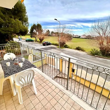Bilo Leondino, Moderno Al Taunus Apartment *